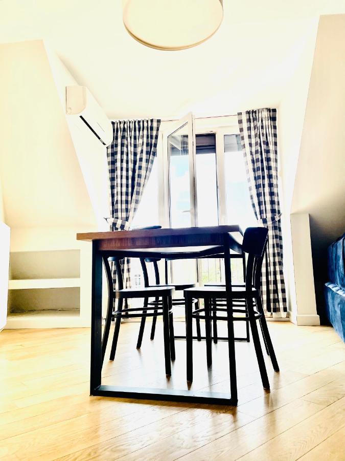 Villa Piano Apartments Warsaw Piaseczno Jozefoslaw Bagian luar foto