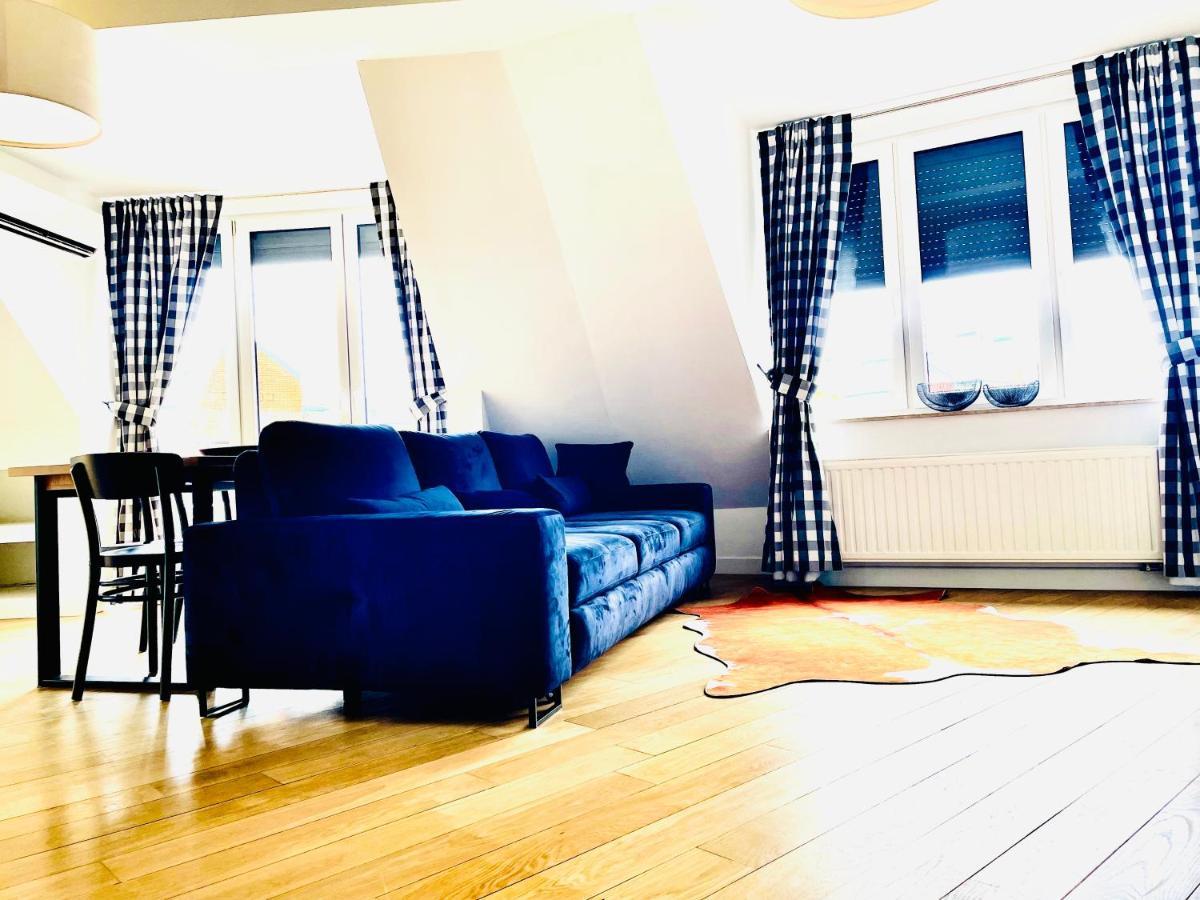 Villa Piano Apartments Warsaw Piaseczno Jozefoslaw Bagian luar foto